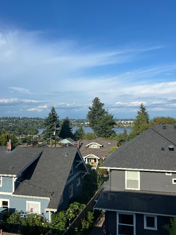 Foto principal - 6410 Phinney Ave N