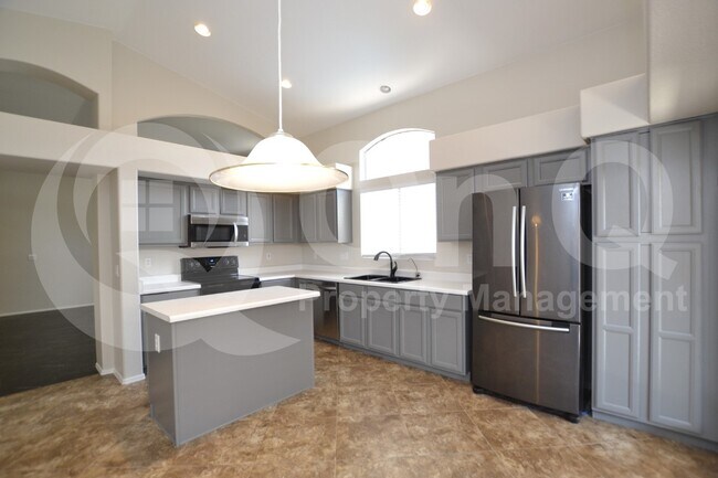 Foto del edificio - 4927 W Wahalla Ln