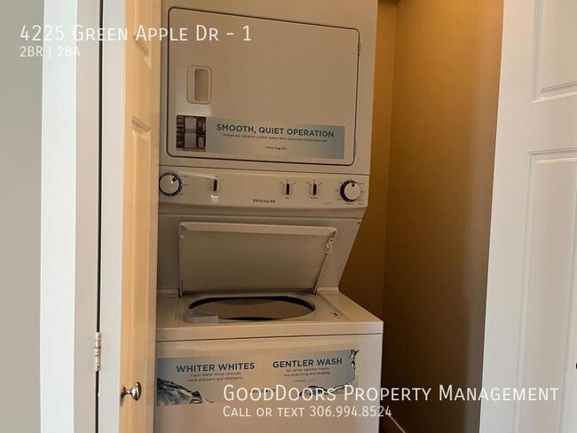 Building Photo - 4225 Green Apple Dr