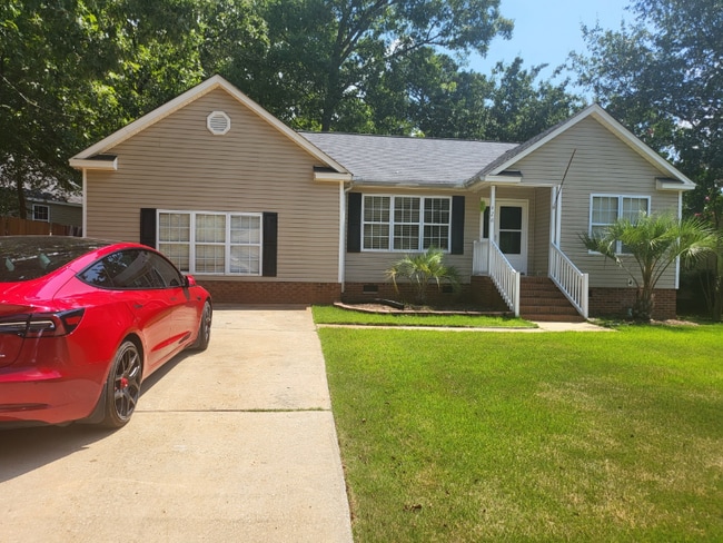 Building Photo - 428 Firebridge Dr