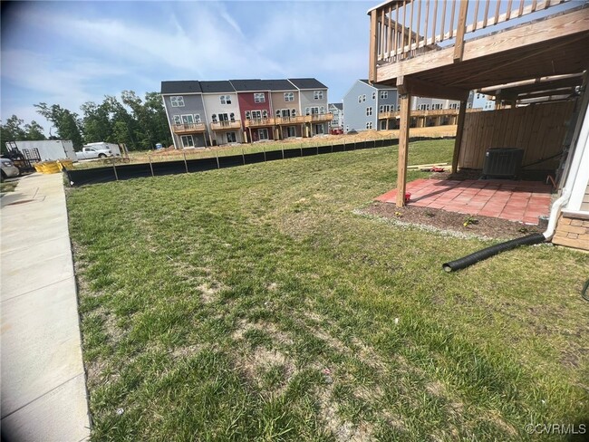 Building Photo - 601 Eking Green Dr