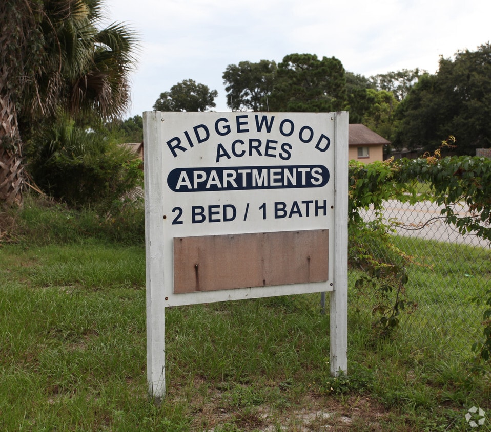 Building Photo - Ridgewood Acres