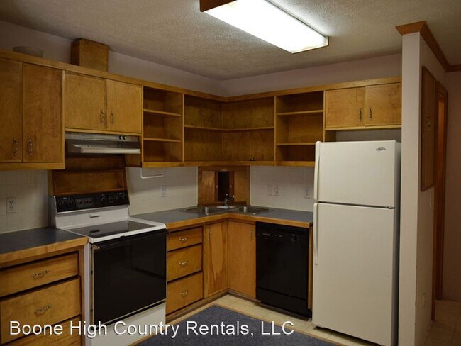 Building Photo - 2 br, 1 bath House - 241 Sunset Dr