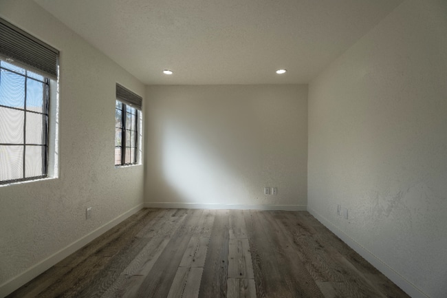 Building Photo - 73345 Royal Palm Dr