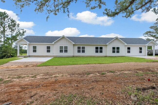 Foto del edificio - 2465 N Jefferson St