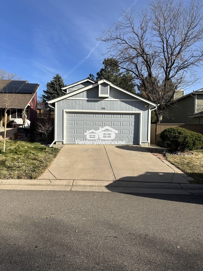 Foto del edificio - 735 Walden Ct