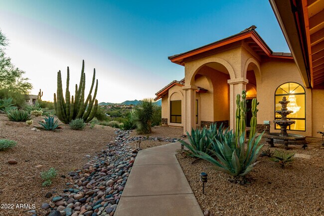 Building Photo - 16246 E Emerald Dr