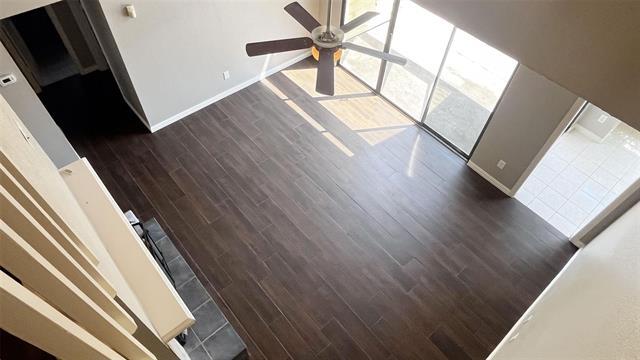 Foto del edificio - 3224 Plumstead Dr