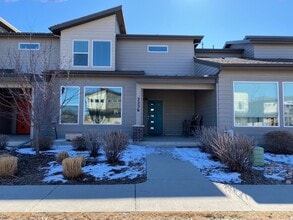 Building Photo - 2256 Shandy St