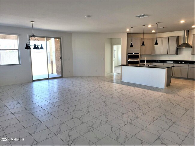 Foto del edificio - 2321 Pecan Rd