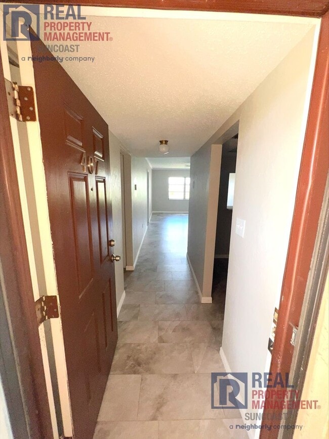 Building Photo - 4109 Lake Bayshore Dr