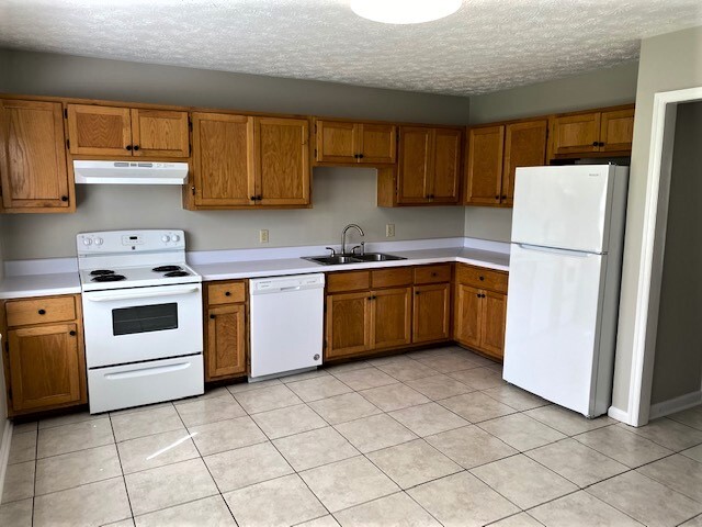 Foto del edificio - 57 Vocational Dr