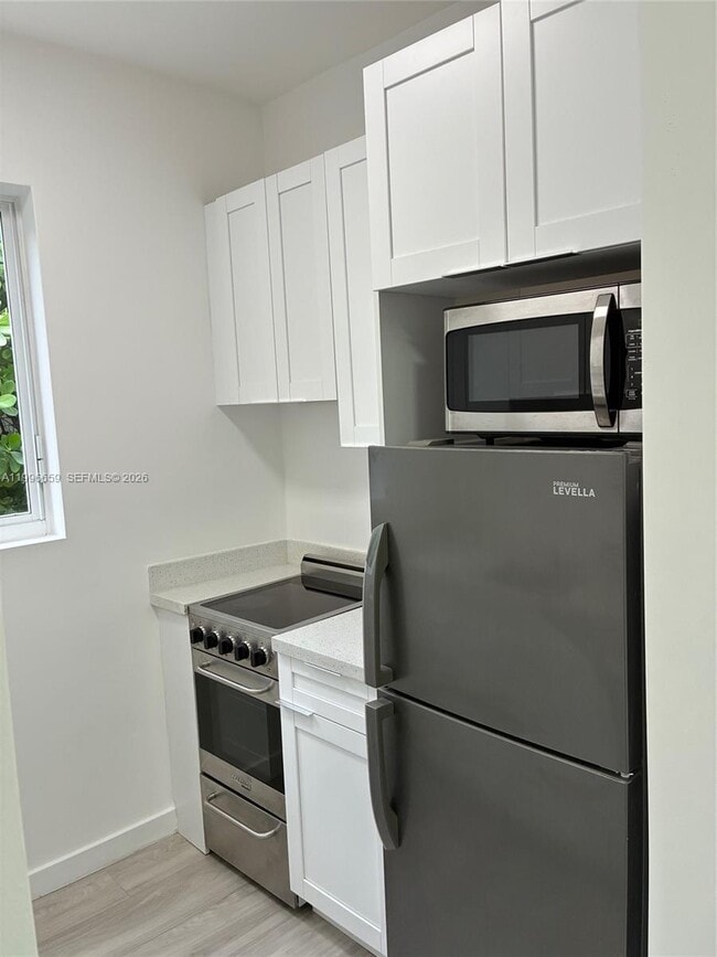 Foto del edificio - 2352 SW 5th St