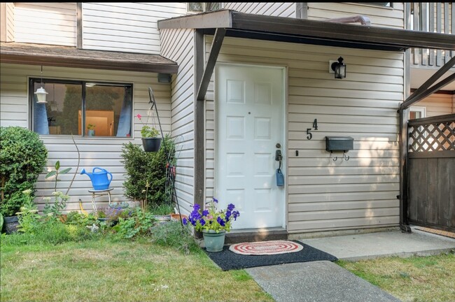 Building Photo - 1506 Admirals Rd