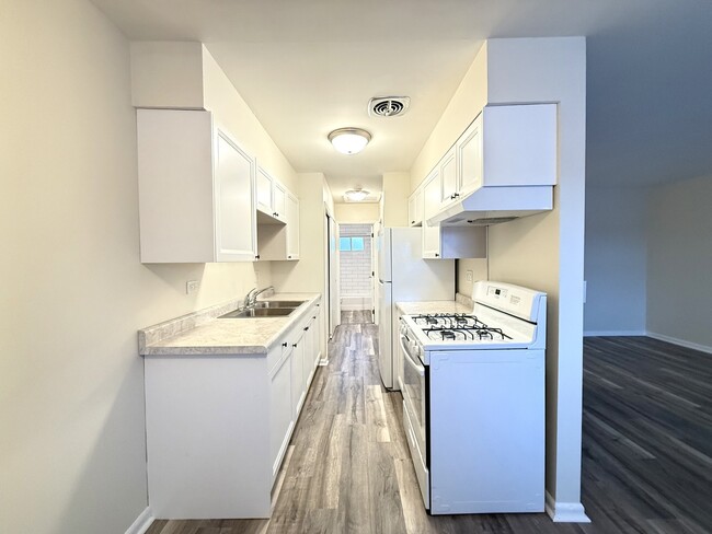 Foto del edificio - 575 Berry Ave