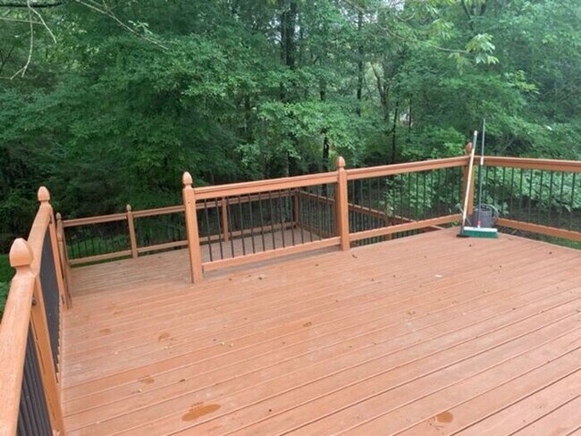Foto del edificio - Charming 3BR Ranch in Prime Fort Mill