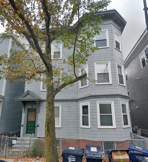 Foto del edificio - 332 Western Ave