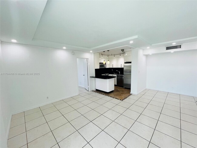 Foto del edificio - 1050 SE 15th St