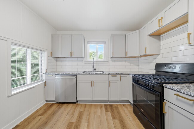 Foto del edificio - 424 S Quebec Ave