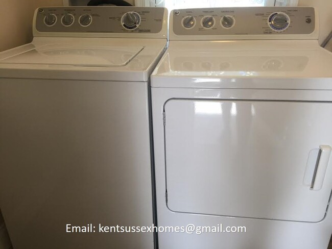 Washer/dryer included - 47 Clark Street