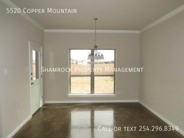 Building Photo - China Spring 4-Bedroom