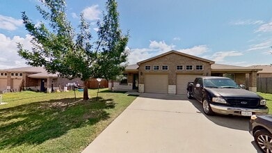Building Photo - 1707 Aztec Trce