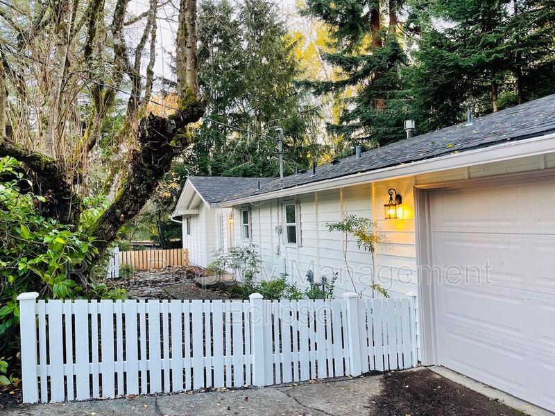 Foto principal - 18559 58th Ave NE