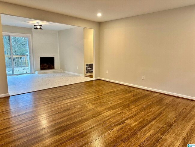 Building Photo - 231 Hillwood Ln