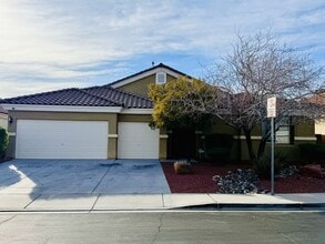 Building Photo - 8565 Hogan Falls Cir
