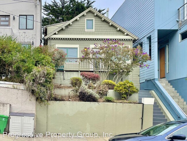 Foto del edificio - 2 br, 2 bath House - 4448 24th Street