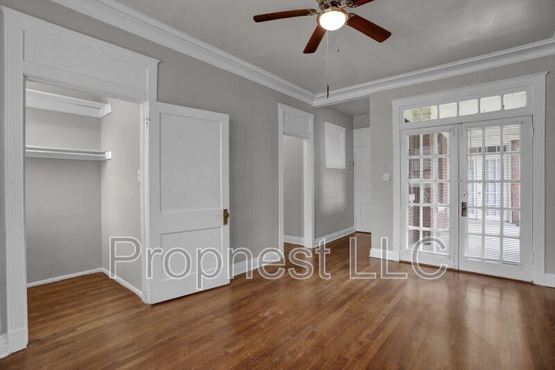 Foto principal - 310 S Cleveland St