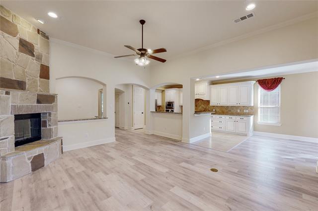 Primary Photo - 705 Quail Creek Dr