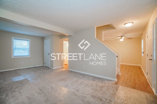 Building Photo - REDUCED! - Now offering half off first ful...