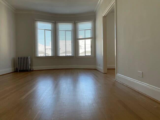 Foto del edificio - 2165 Larkin St