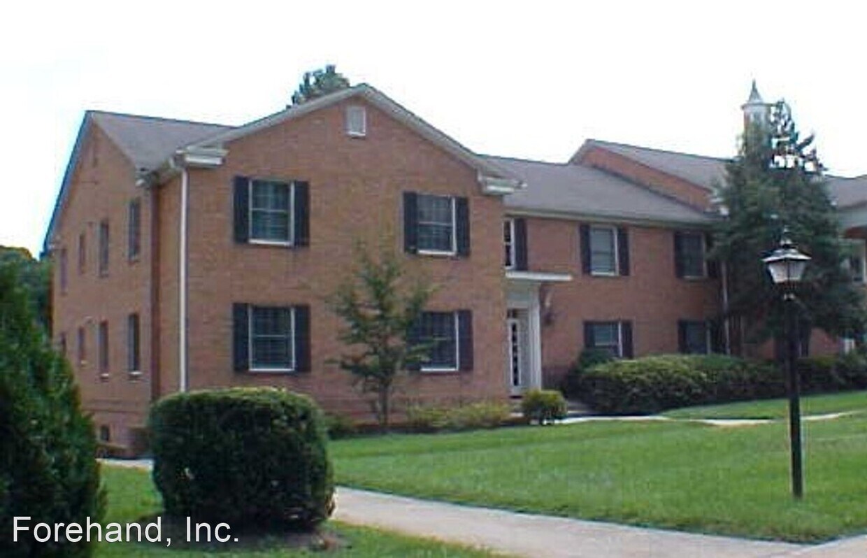 Primary Photo - 5001 Boonsboro Rd