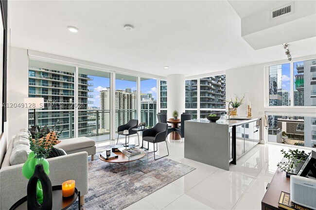 Building Photo - 1080 Brickell Ave
