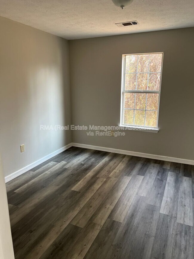 Foto del edificio - 201 Grove Pl