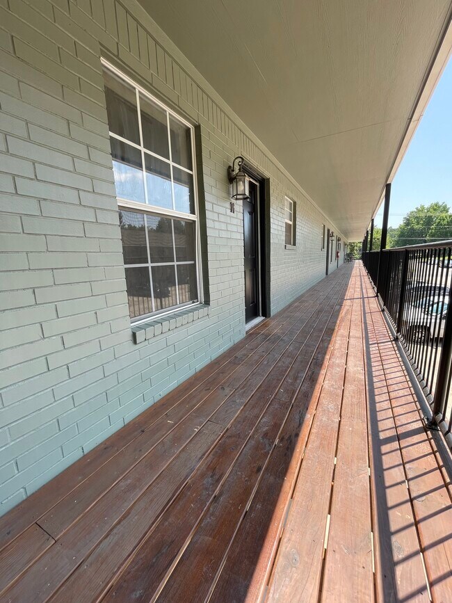 Building Photo - Arbor Vine Apartments