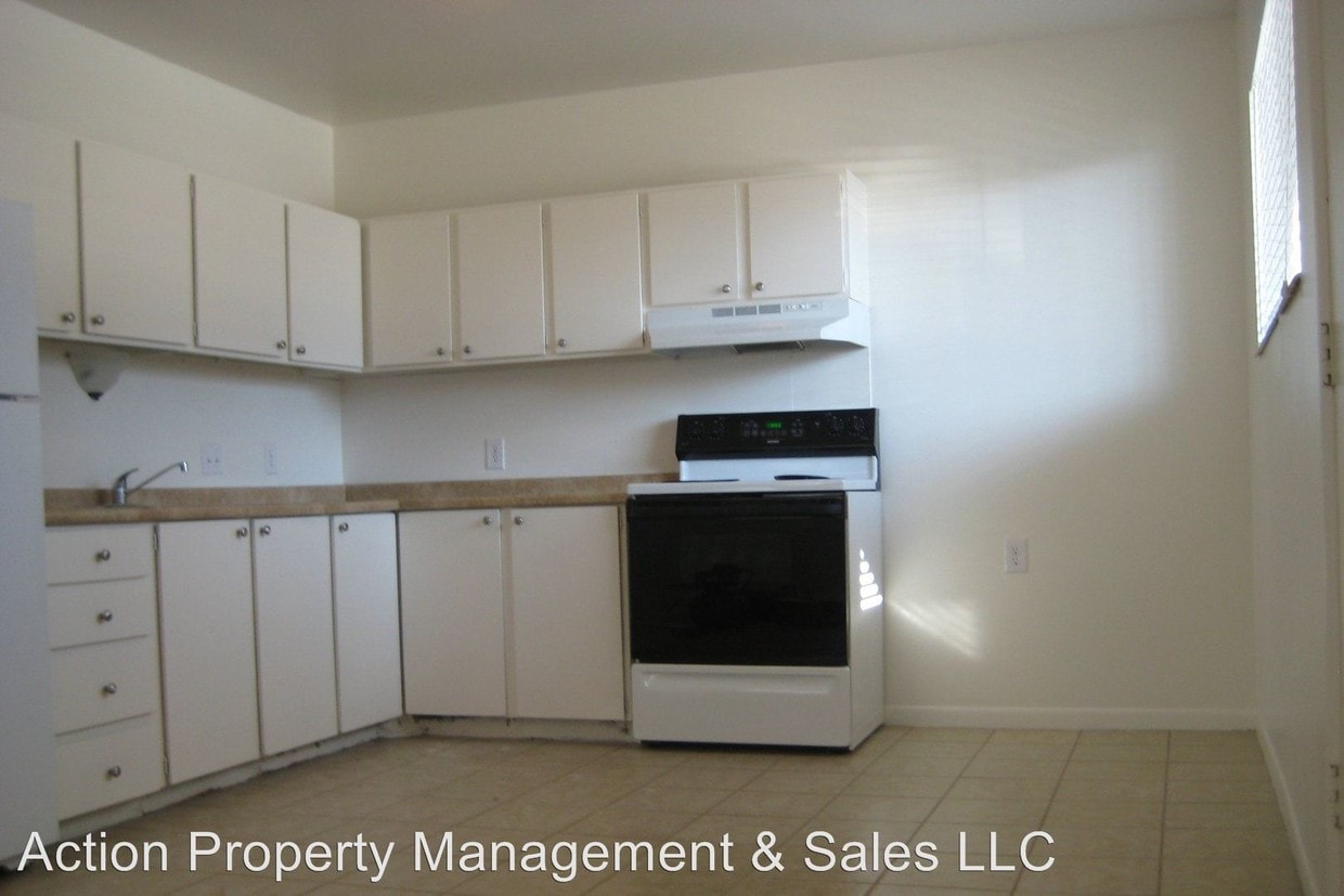 Building Photo - 1462 S 605 E