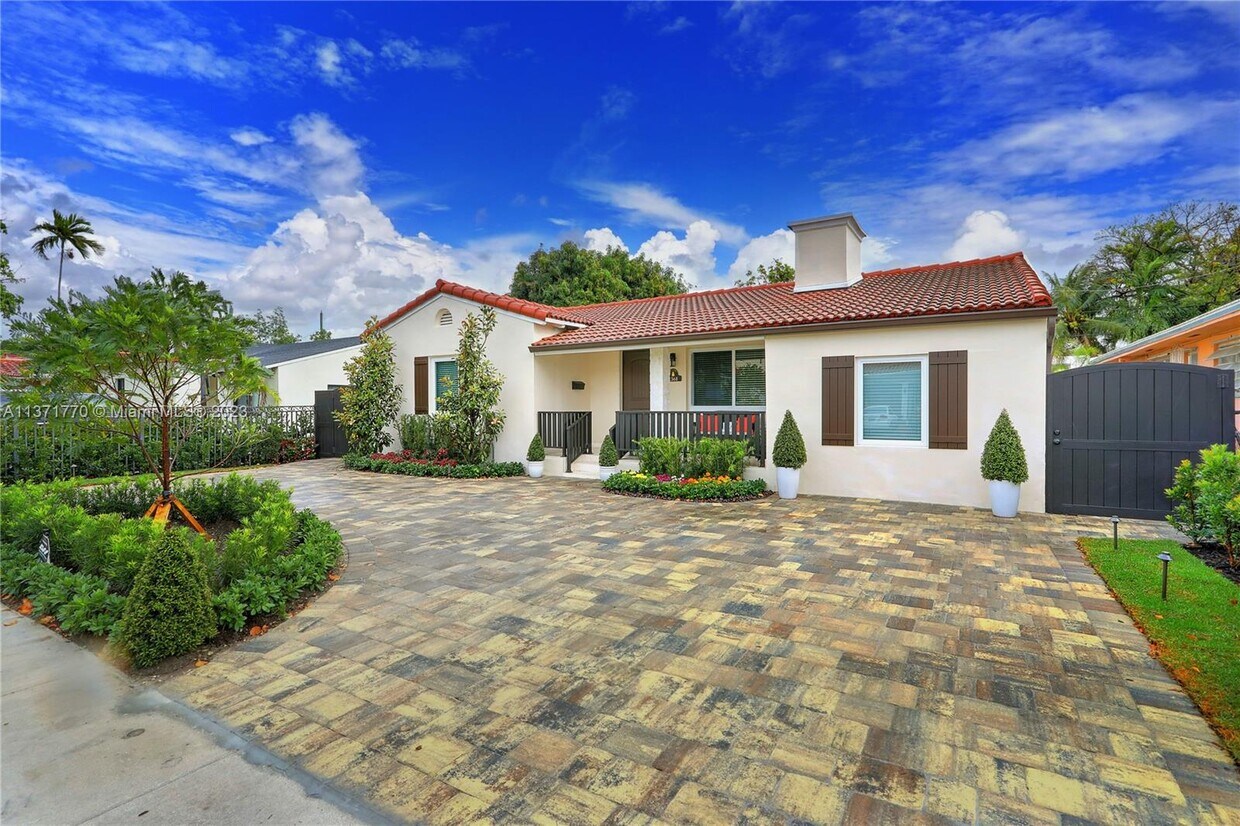 2368 SW 21st St, Miami, FL 33145 House Rental in Miami, FL