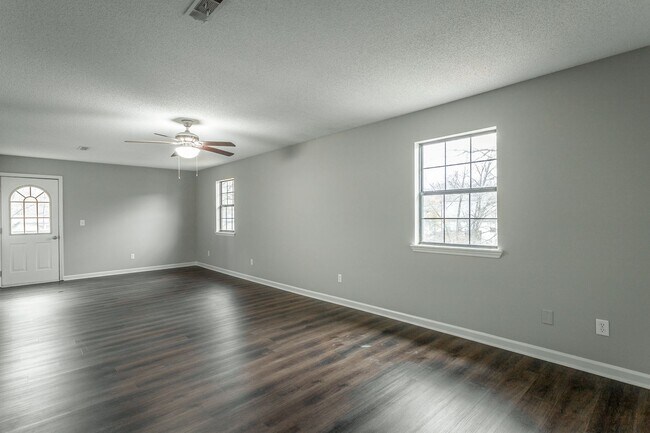 Photo - 1109 Mcbrien Road Apartment