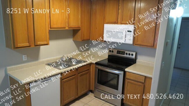 Foto del edificio - 8251 W Sandy Ln