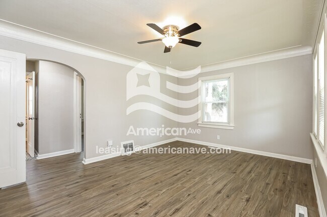 Foto del edificio - 611 W Wayne St