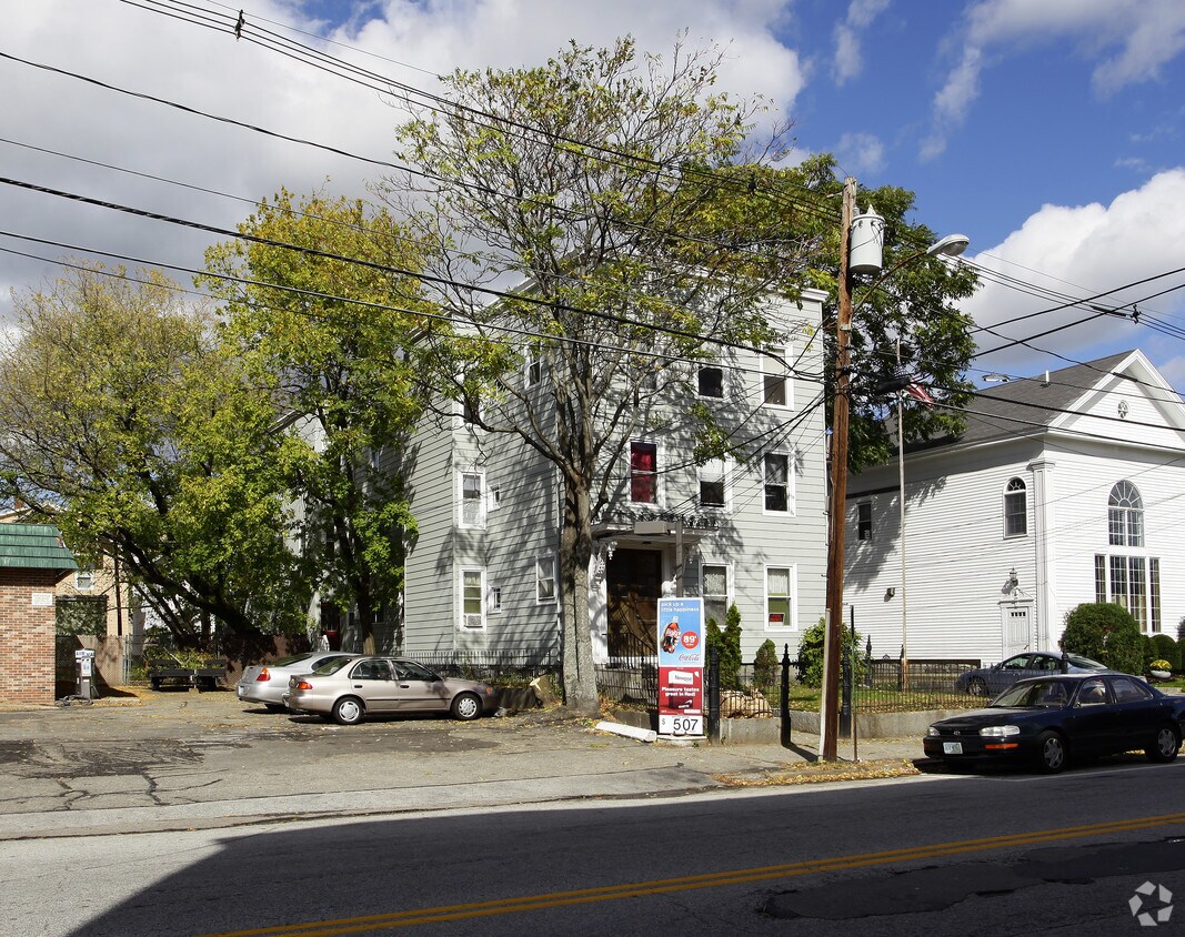 102 Bridge St, Manchester, NH 03101 Apartments in Manchester, NH