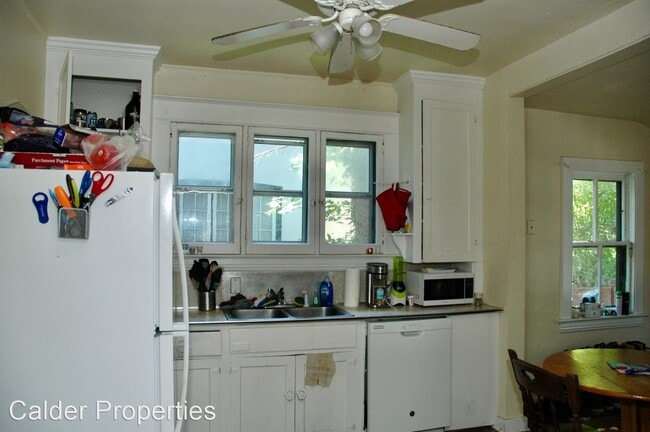 Building Photo - 6 br, 1.5 bath House - 145 Fuller Ave SE
