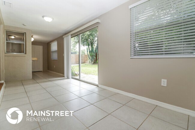 Foto del edificio - 8101 Brown Pelican Ave