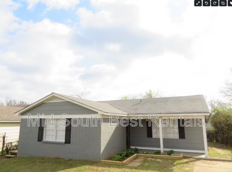 Primary Photo - 3670 Buffalo Rd