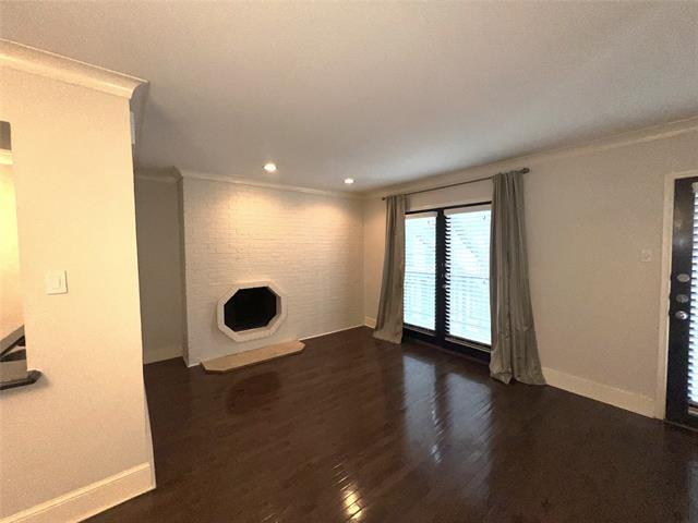 Foto del edificio - 7734 Meadow Rd