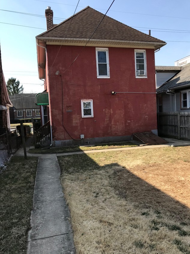 Backyard - 1540 S Broad St