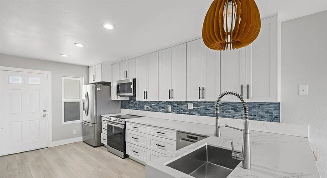 Foto del edificio - 1111 Seacoast Dr